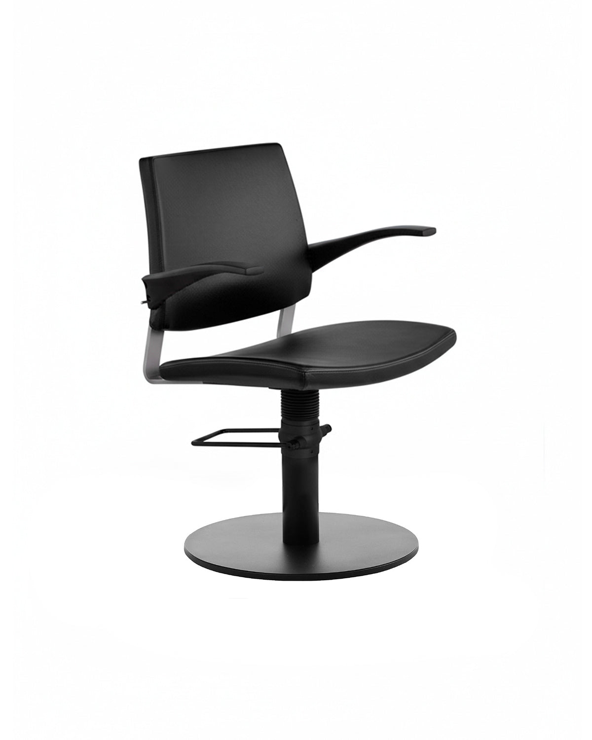 Greiner 22 - Black styling chair with black round base
